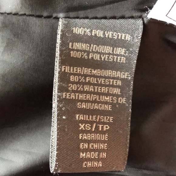 Red Puffer/Ski Jacket with 20% down filling - Picture 9 of 9